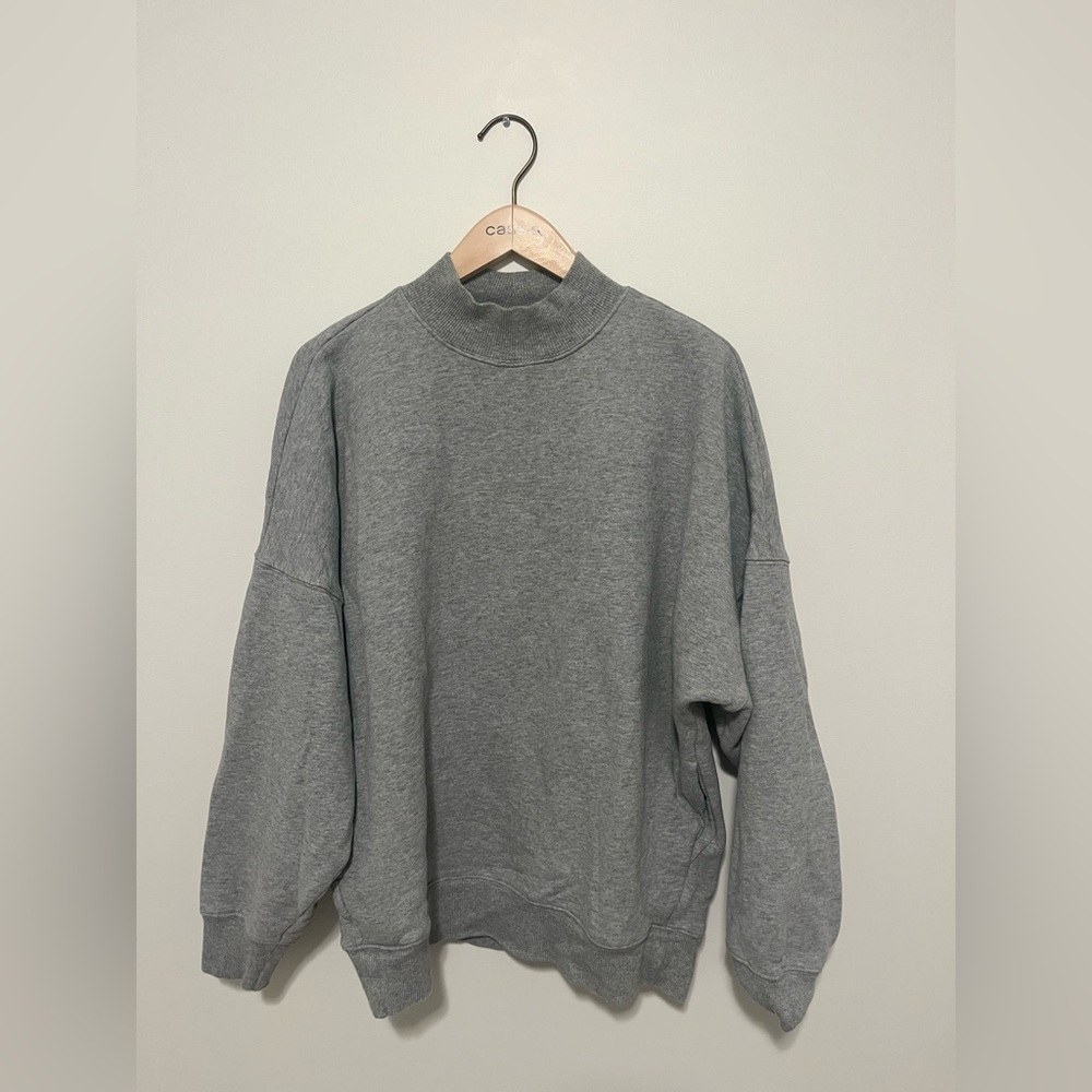 TNA Mockneck Gray sweatshirt